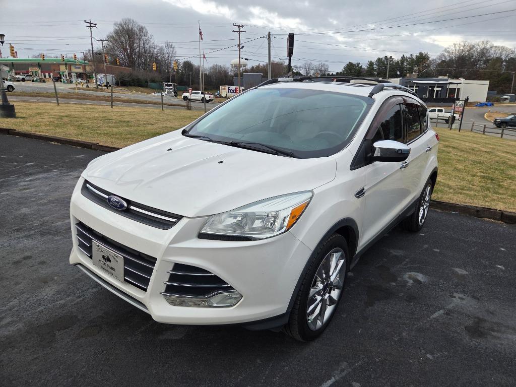 2016 Ford Escape SE's photo